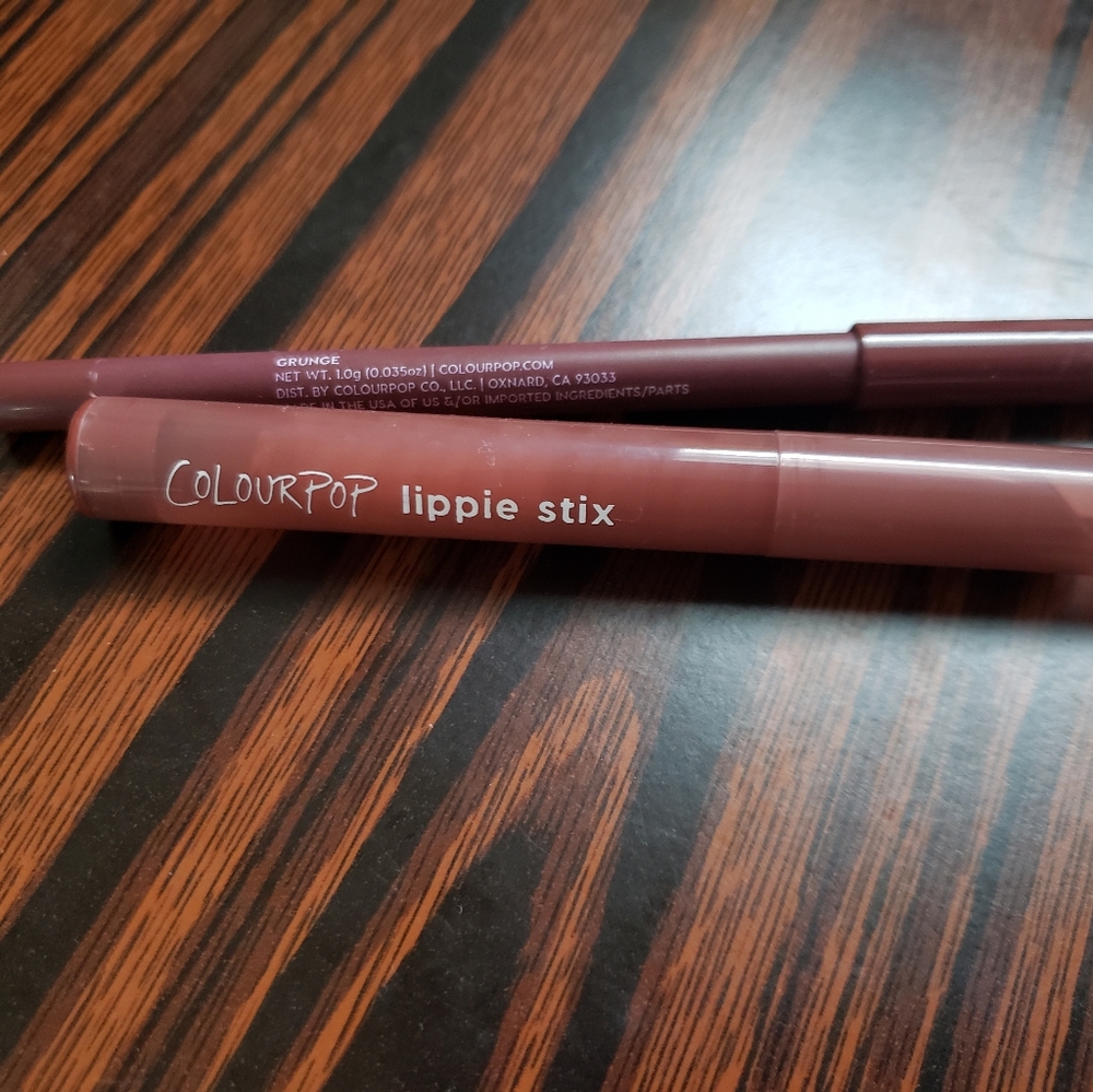 Colourpop Bundle Lip Liner and Lippie Stix in Grunge